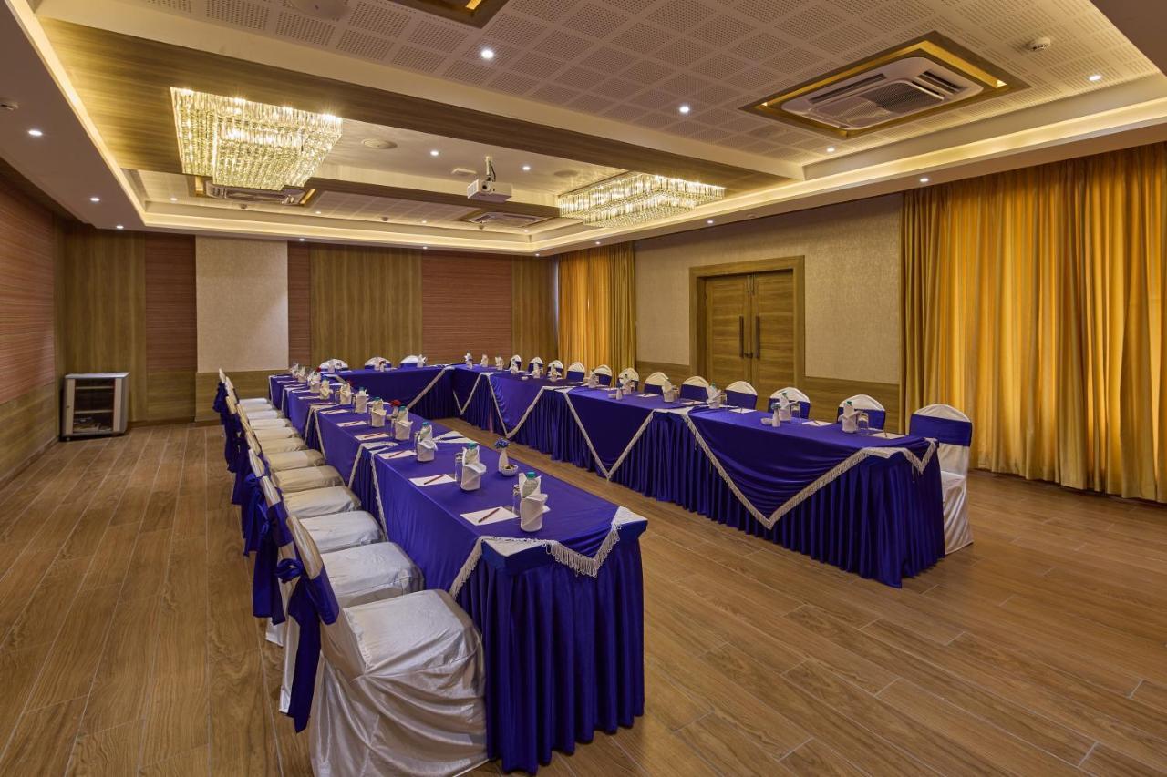 Grand Continent Hosur A Sarovar Portico Affiliate Hotel Экстерьер фото