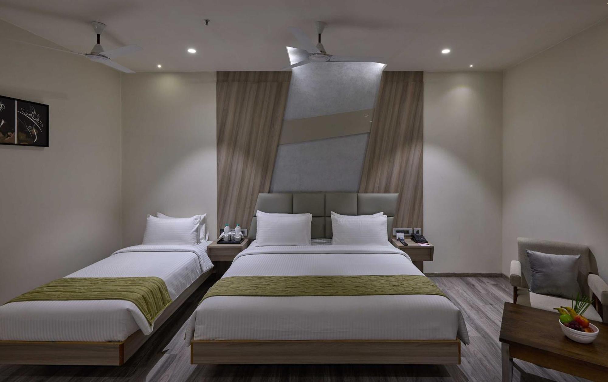 Grand Continent Hosur A Sarovar Portico Affiliate Hotel Экстерьер фото