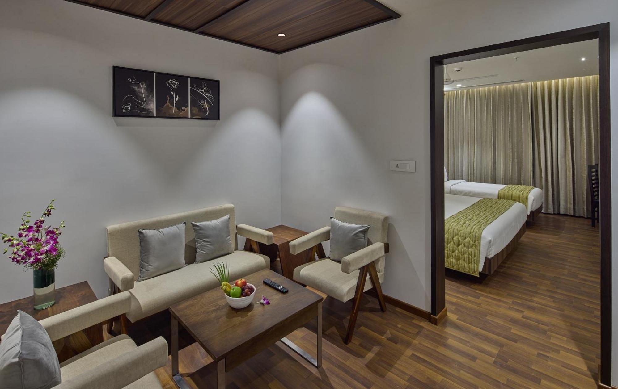 Grand Continent Hosur A Sarovar Portico Affiliate Hotel Экстерьер фото