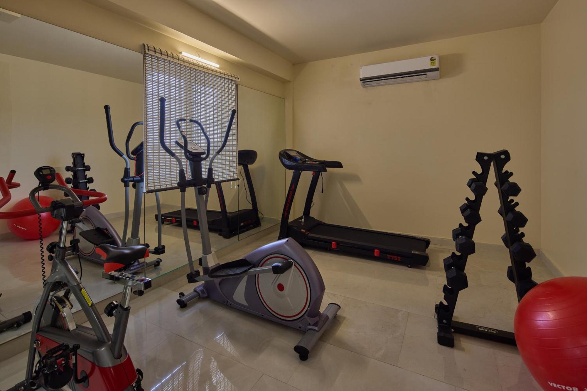 Grand Continent Hosur A Sarovar Portico Affiliate Hotel Экстерьер фото