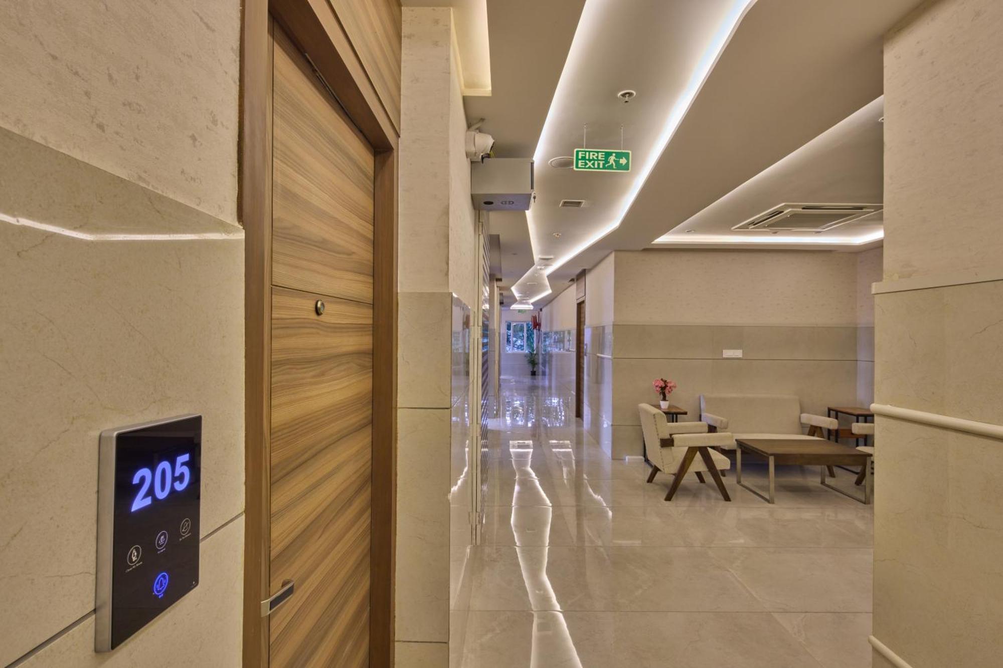 Grand Continent Hosur A Sarovar Portico Affiliate Hotel Экстерьер фото